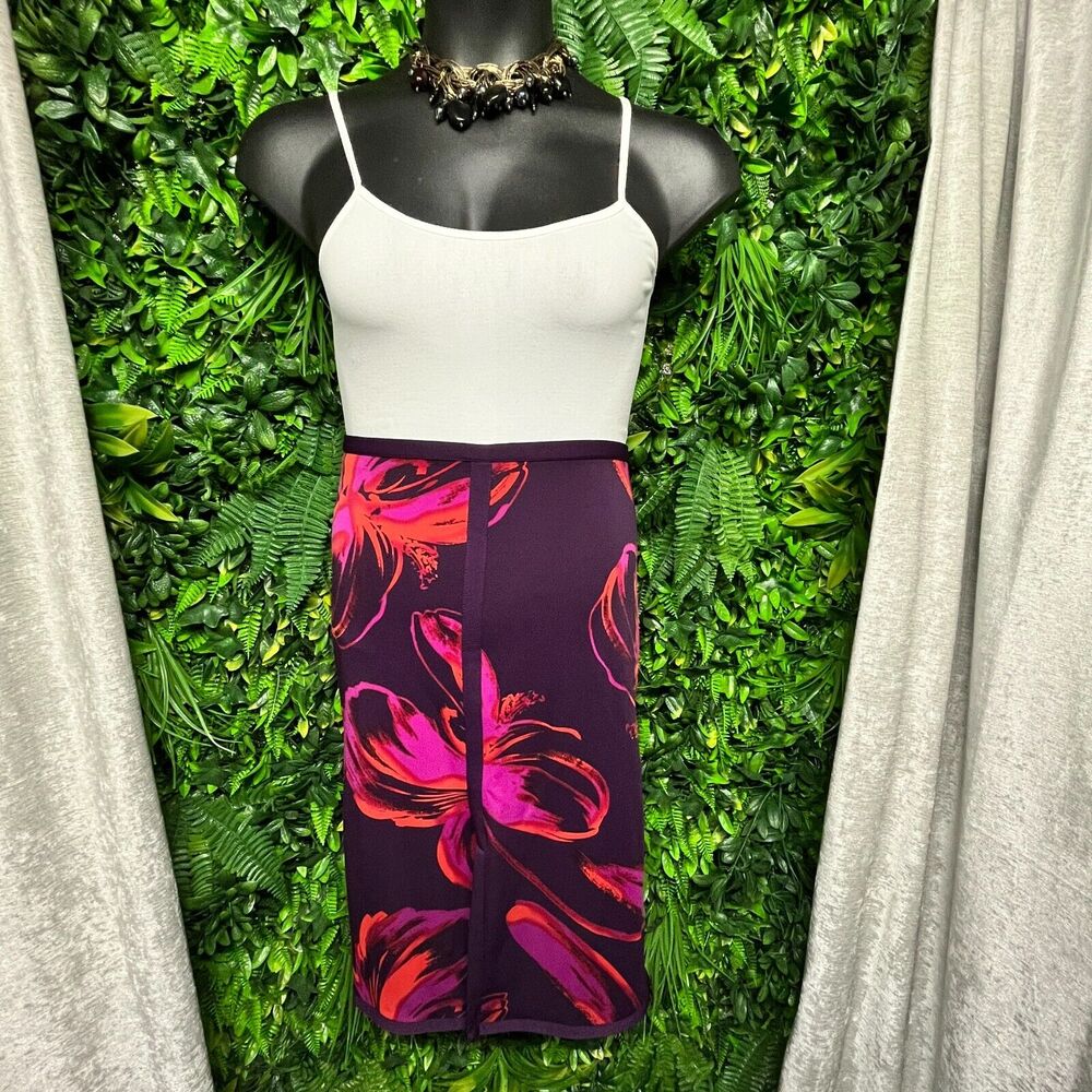 Women Skirt 1X Purple Fitted Stretch Floral Accent Worthington Women 1496